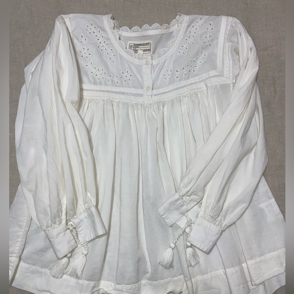 Current Elliot white blouse with tassle ties on cuffs